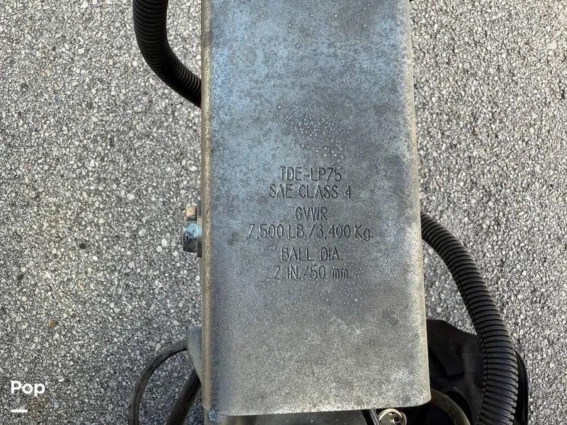 Slide: The Image of Robalo R222 Explorer 2023 - 15022075