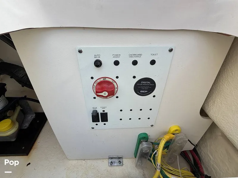 Slide: The Image of Robalo R222 Explorer 2023 - 15021902