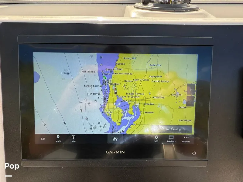 Slide: The Image of Robalo R222 Explorer 2023 - 15021886