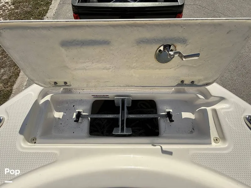 Slide: The Image of Robalo R222 Explorer 2023 - 15021935