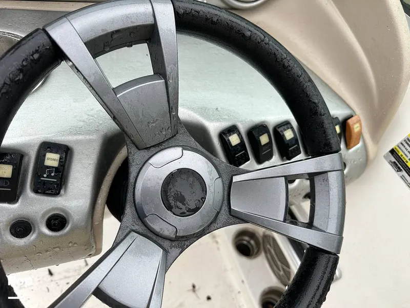 Slide: The Image of Hurricane Sundeck 217 2015 - 15059156