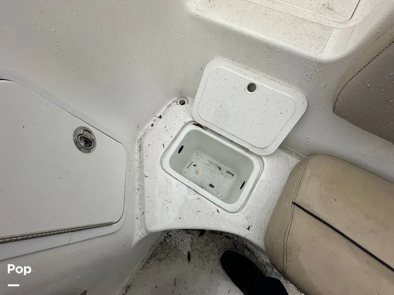 Slide: The Image of Hurricane Sundeck 217 2015 - 15059181