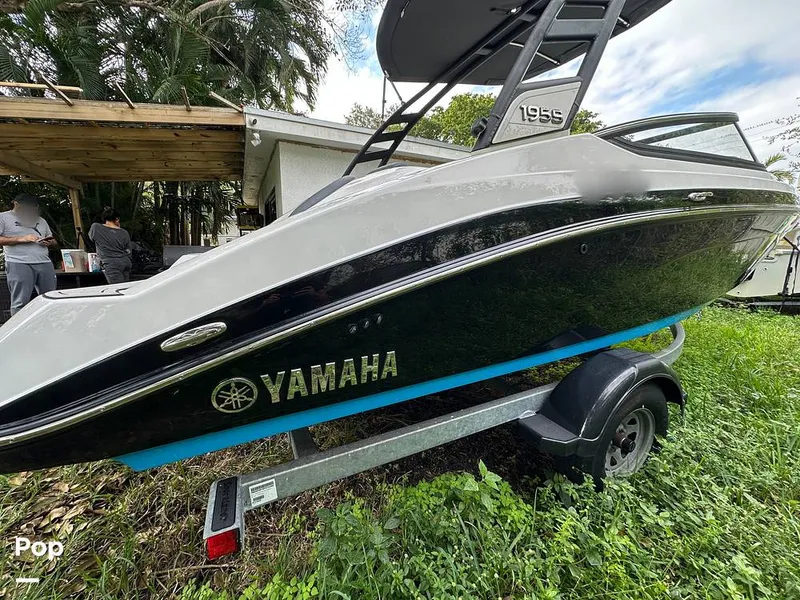 Slide: The Image of Yamaha 195 S 2022 - 15056696