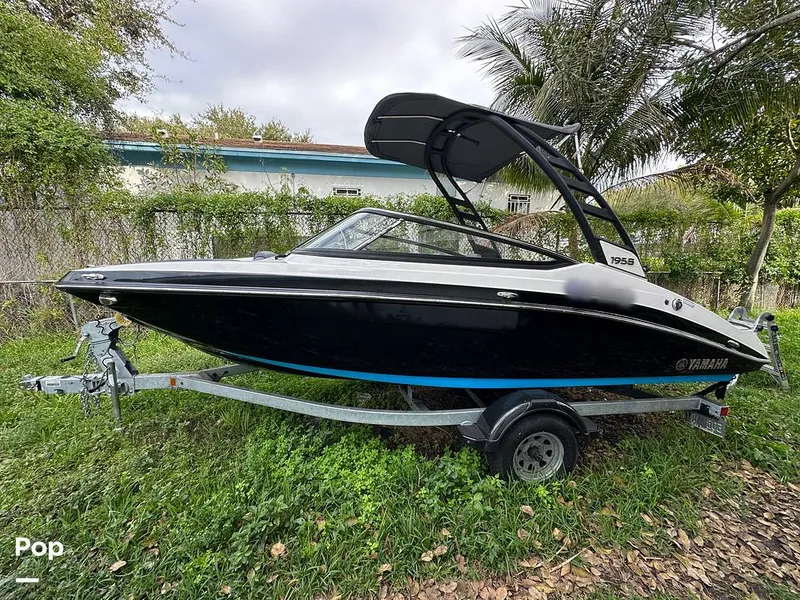 Slide: The Image of Yamaha 195 S 2022 - 15056675