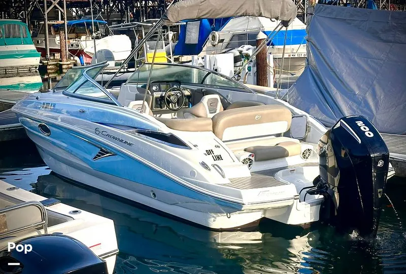 Slide: The Image of Crownline Boats E235 XS 2023 - 14998281