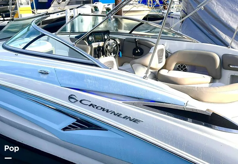 Slide: The Image of Crownline Boats E235 XS 2023 - 14998305