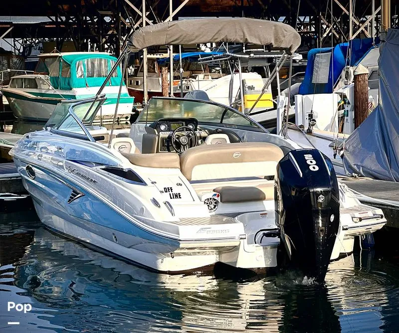 Slide: The Image of Crownline Boats E235 XS 2023 - 14998308