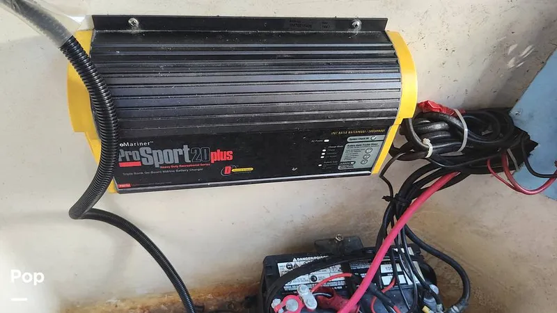 Slide: The Image of Ranger Boats 250 CC SportFisherman 1998 - 15861414