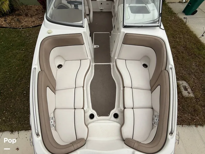 Slide: The Image of Seating for Up To 11 Passengers - 15064663