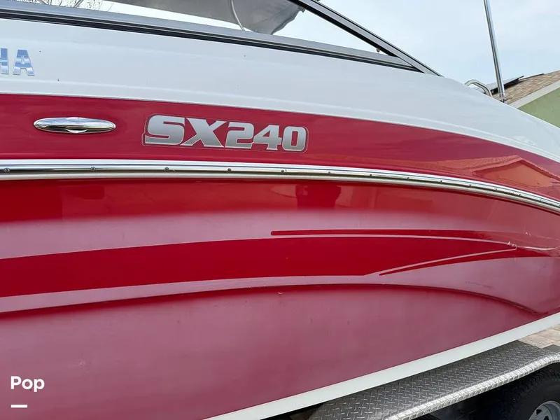 Slide: The Image of Yamaha SX240 2012 - 15064958