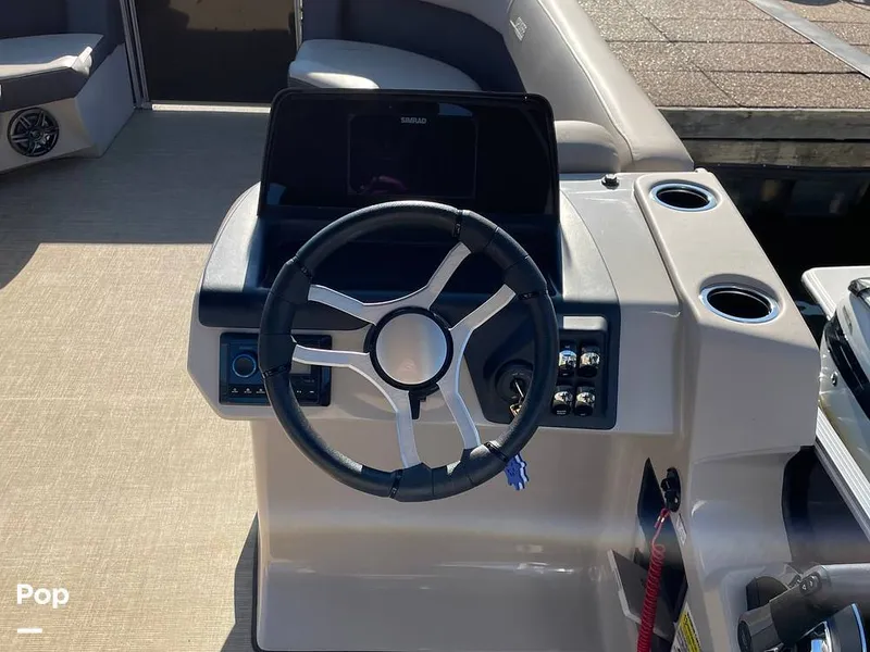 Slide: The Image of Harris HCX23 Cruiser 230 2024 - 15011901