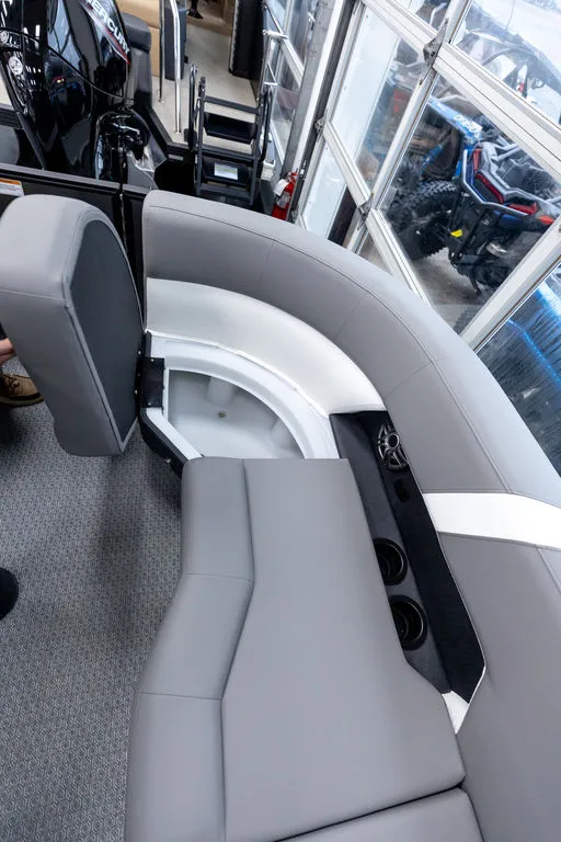 Slide: The Image of Evotti 523CS 2026 - 19