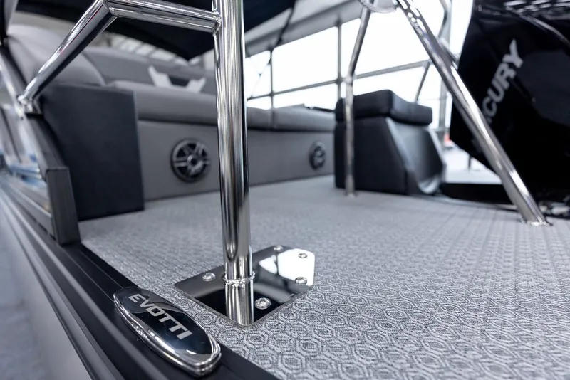 Slide: The Image of Evotti 523CS 2026 - 9