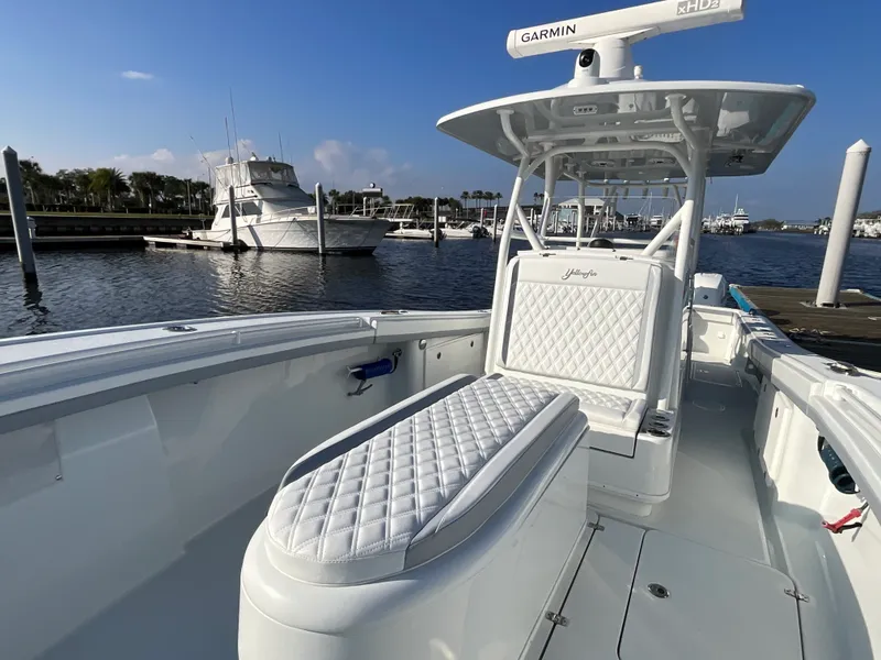 Slide: The Image of Yellowfin 36 OFFSHORE 2020 - 17