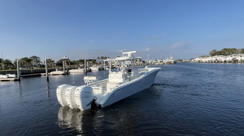 Slide: The Image of Yellowfin 36 OFFSHORE 2020 - 2