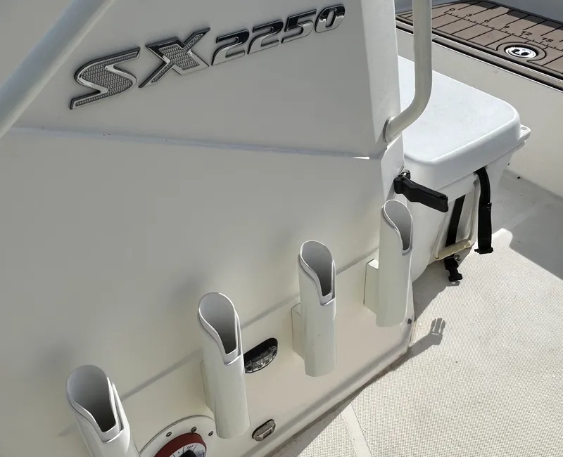 Slide: The Image of Skeeter 2250 2020 - 14