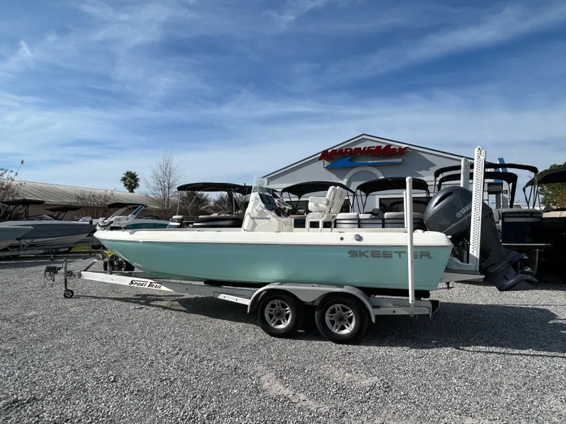 Slide: The Image of Skeeter 2250 2020 - 3