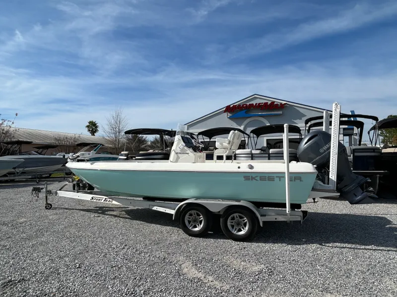 Slide: The Image of Skeeter 2250 2020 - 4