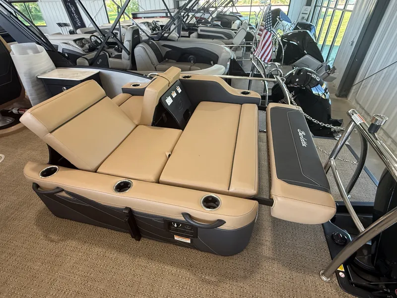 Slide: The Image of Barletta Cabrio 24 UE 2026 - 24