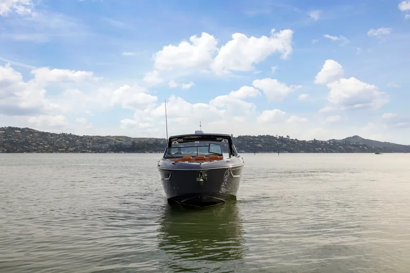 Slide: The Image of Cruisers Yachts 38 GLS 2022 - 41