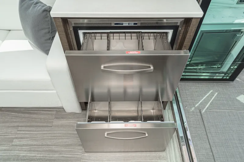 Slide: The Image of Cruisers 50 CANTIUS 2019 - 50