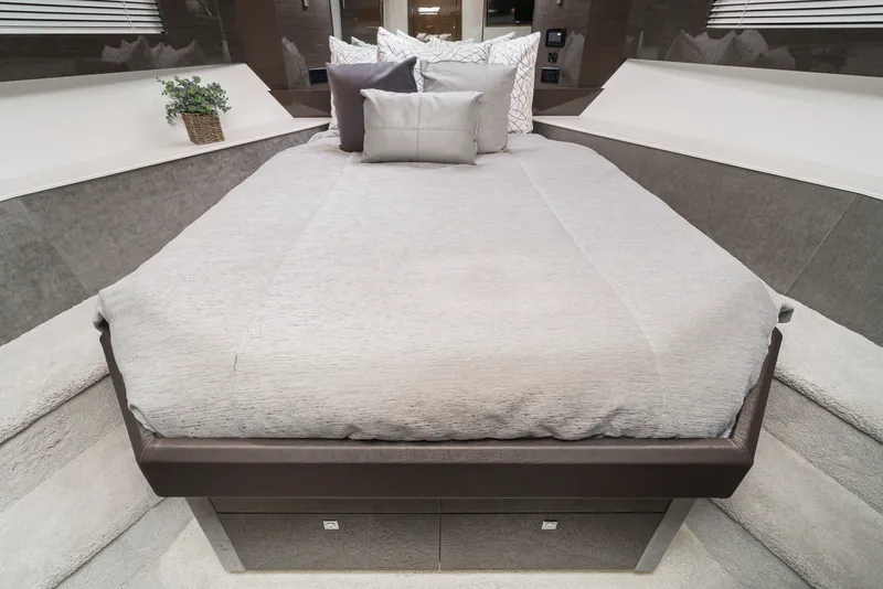 Slide: The Image of Cruisers 50 CANTIUS 2019 - 74