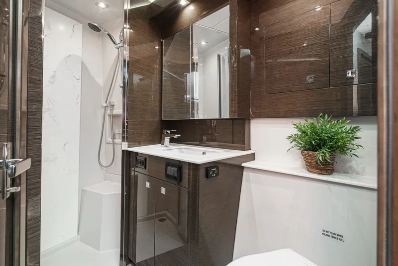 Slide: The Image of Cruisers 50 CANTIUS 2019 - 76