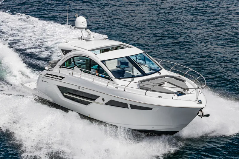 Slide: The Image of Cruisers Yachts 50 CANTIUS 2019 - 1
