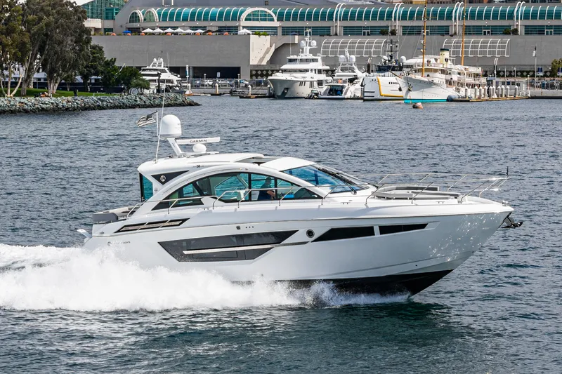 Slide: The Image of Cruisers Yachts 50 CANTIUS 2019 - 11