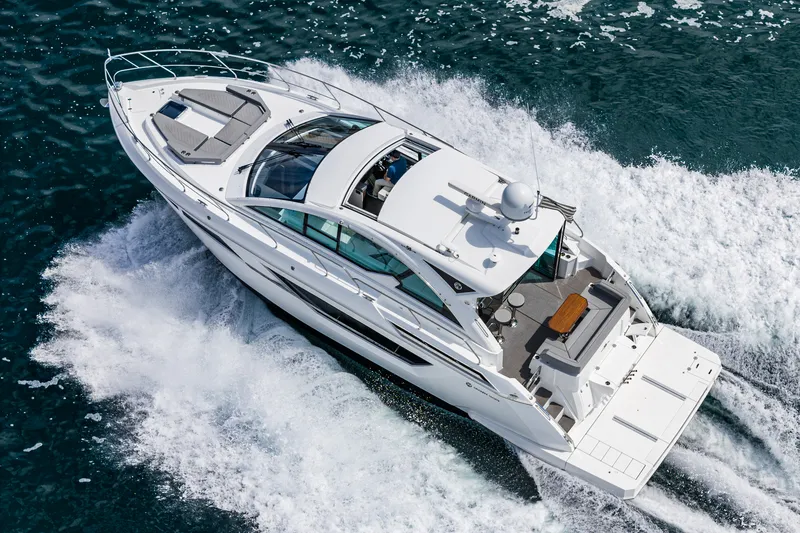 Slide: The Image of Cruisers Yachts 50 CANTIUS 2019 - 16