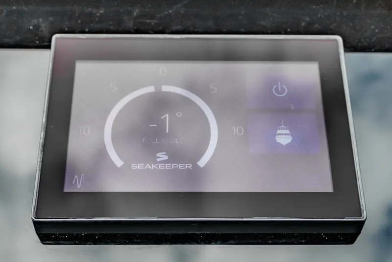 Slide: The Image of Cruisers Yachts 50 CANTIUS 2019 - 58