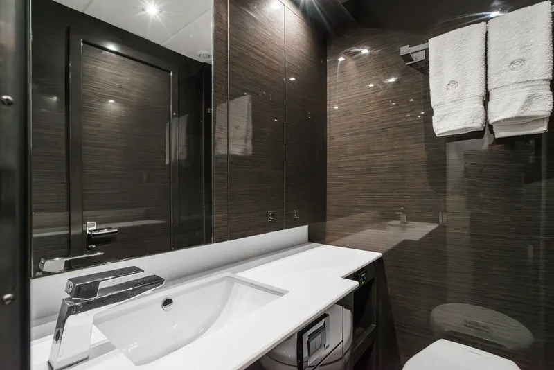 Slide: The Image of Cruisers Yachts 50 CANTIUS 2019 - 72