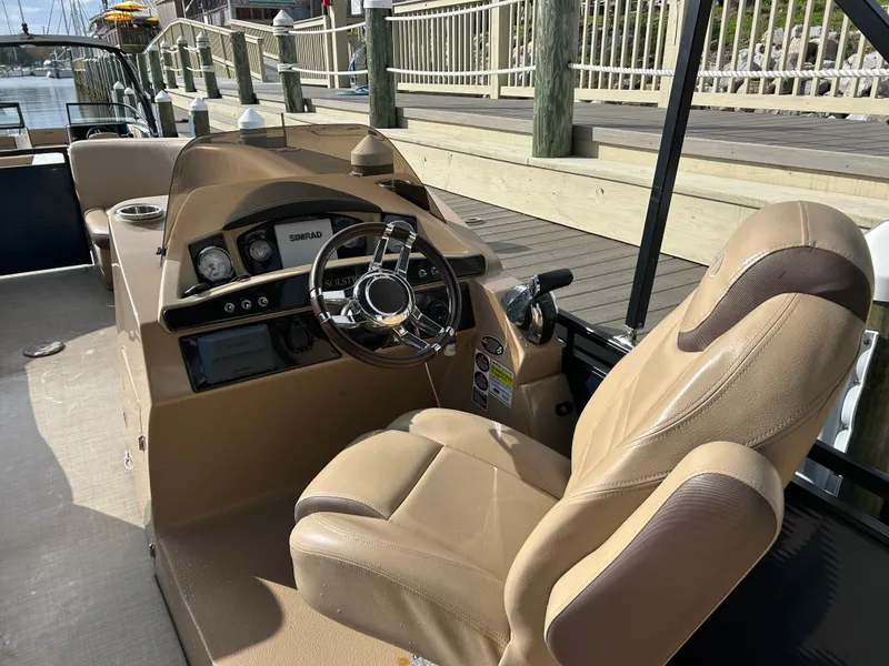 Slide: The Image of Harris 240 SOLSTICE 2018 - 14