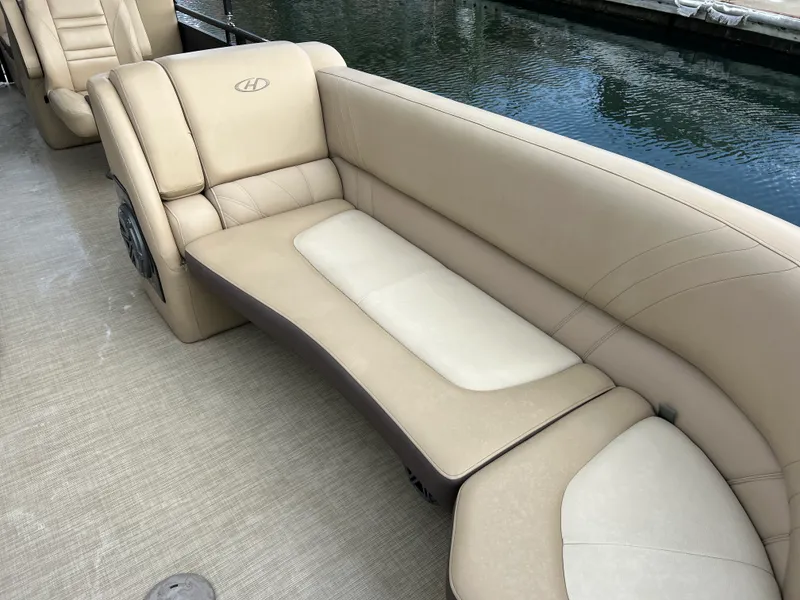 Slide: The Image of Harris 240 SOLSTICE 2018 - 21