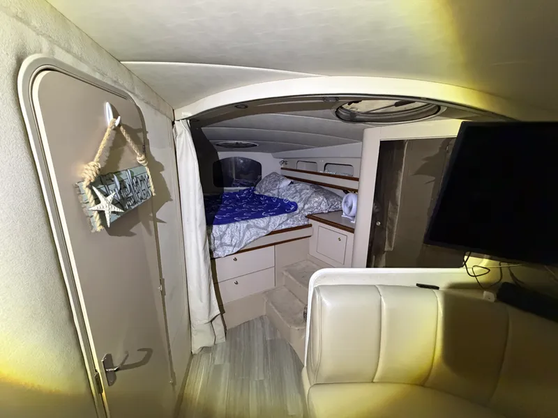 Slide: The Image of Cruisers 3575 ESPRIT 1999 - 24