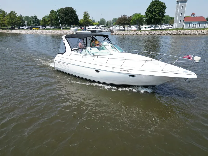 Slide: The Image of Cruisers 3575 ESPRIT 1999 - 3