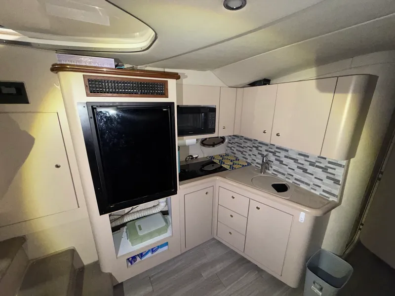 Slide: The Image of Cruisers 3575 ESPRIT 1999 - 30