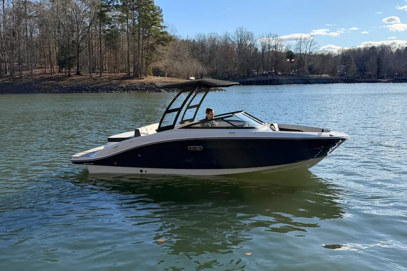 Slide: The Image of Sea Ray SPX 210 2026 - 3