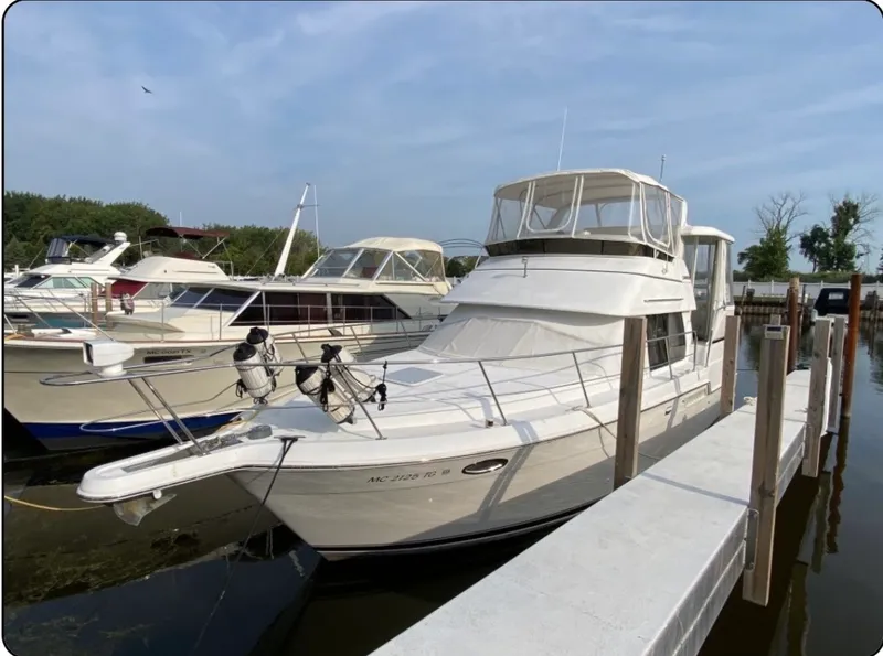 The Image of Carver 356 AFT 2001 - 0