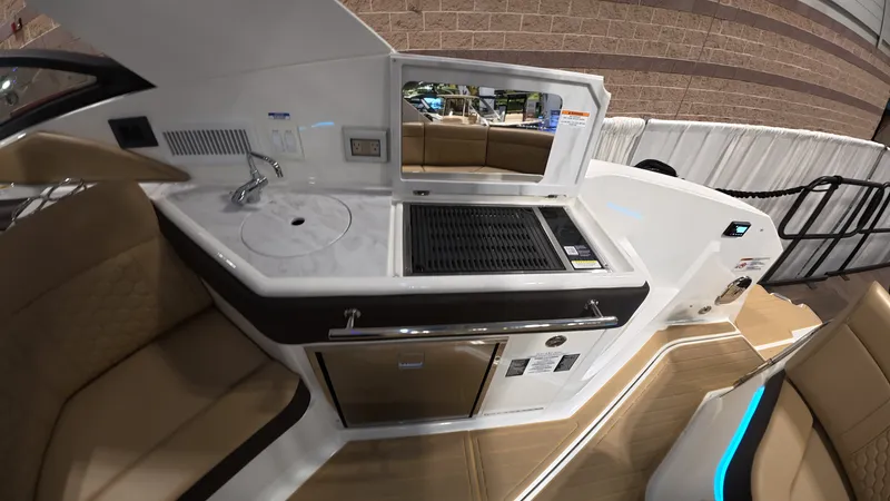 Slide: The Image of Sea Ray Sundancer 320 Outboard 2026 - 11
