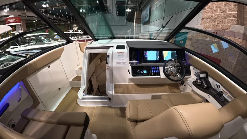 Slide: The Image of Sea Ray Sundancer 320 Outboard 2026 - 13