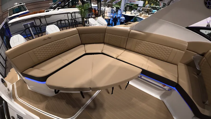 Slide: The Image of Sea Ray Sundancer 320 Outboard 2026 - 9