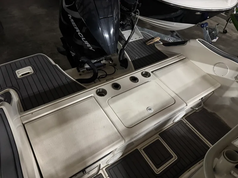 Slide: The Image of Bayliner CC 22 TROPHY 2023 - 13