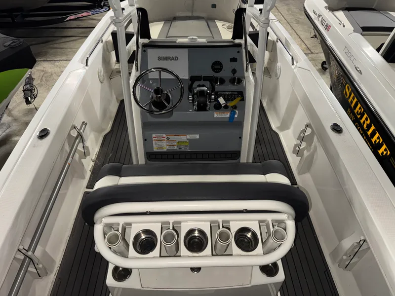 Slide: The Image of Bayliner CC 22 TROPHY 2023 - 3