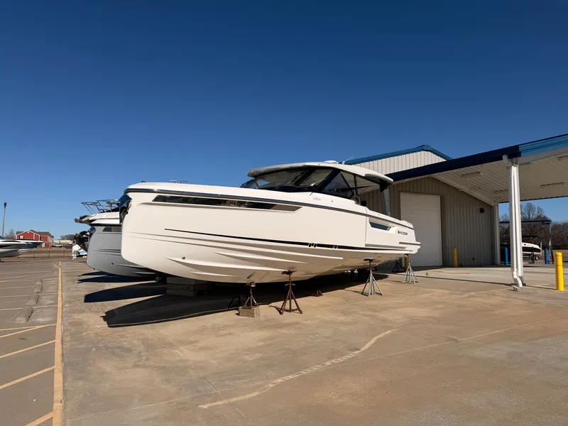 Slide: The Image of Saxdor 400 GTO 2026 - 0