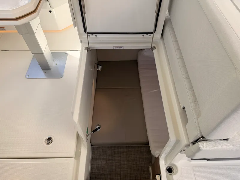 Slide: The Image of Saxdor 400 GTO 2026 - 12