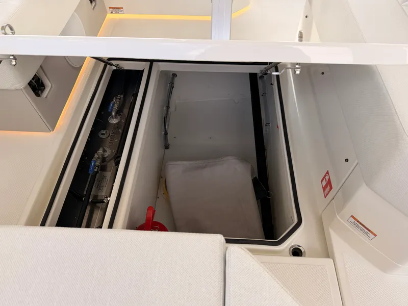 Slide: The Image of Saxdor 400 GTO 2026 - 14