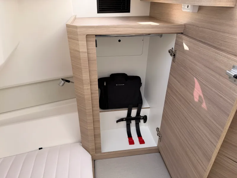 Slide: The Image of Saxdor 400 GTO 2026 - 30