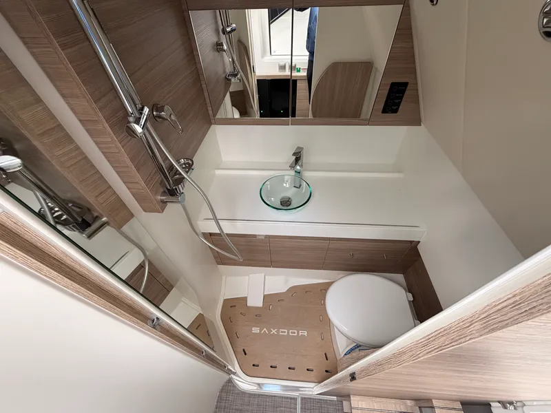 Slide: The Image of Saxdor 400 GTO 2026 - 35