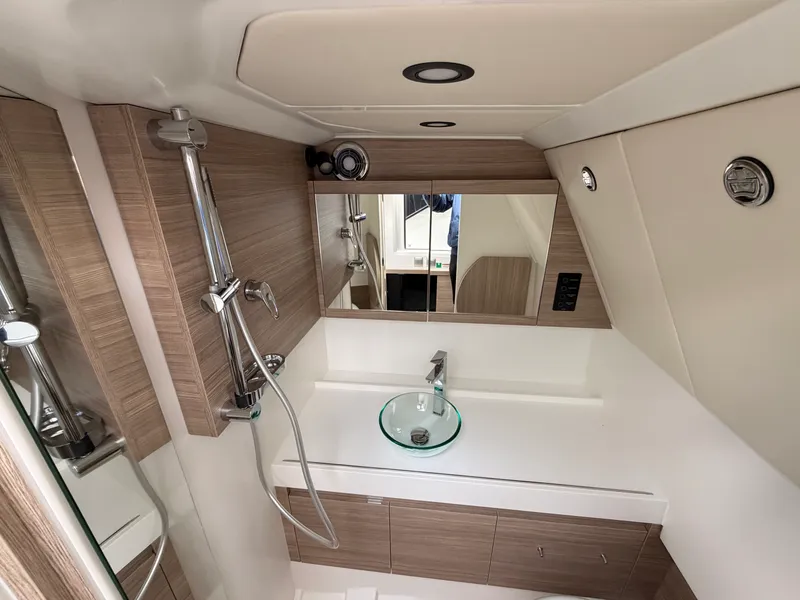 Slide: The Image of Saxdor 400 GTO 2026 - 36